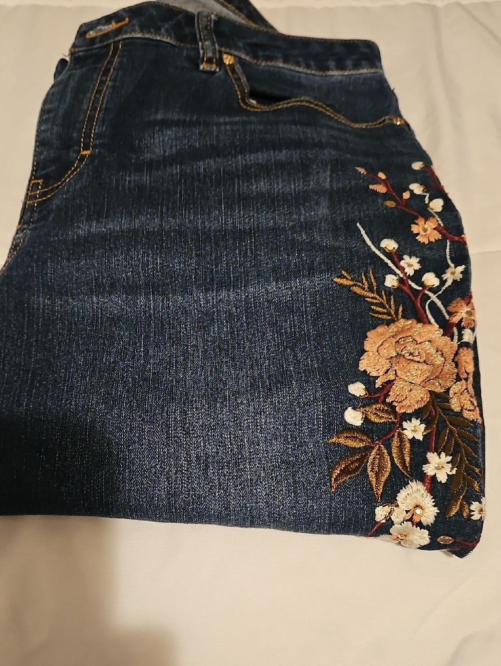 Jennifer Lopez Dark Blue Skinny Jeans with Floral Embroidery